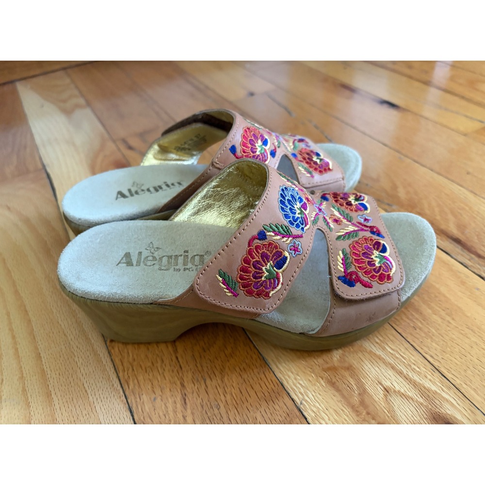 Alegria Linn wedge sandals cognac leather floral embroidery size 7